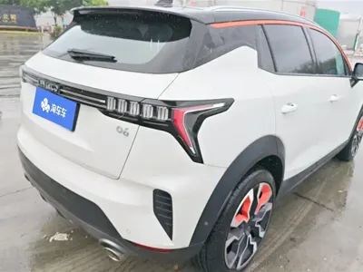 Lynk & Co 06