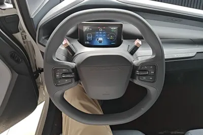 Baojun E200
