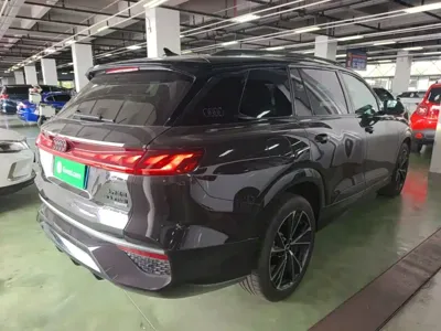 Audi Q6