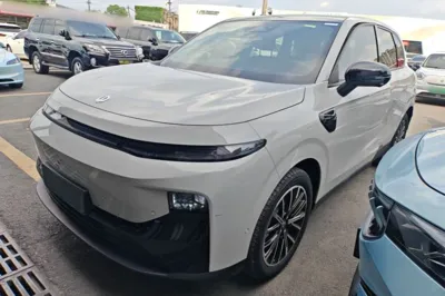 Leapmotor B10