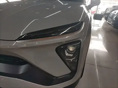 Nio EC6