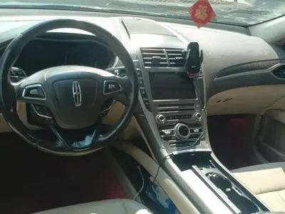 Lincoln MKZ