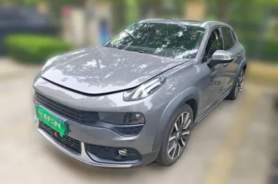 Lynk & Co 02