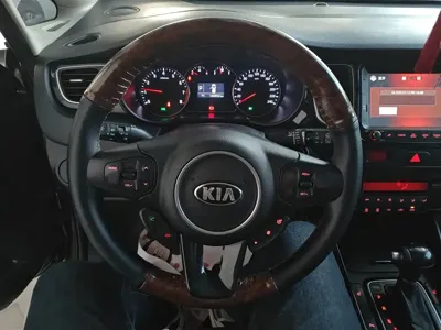 Kia Carens