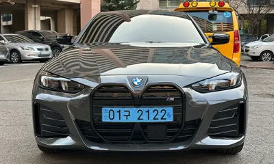 BMW i4