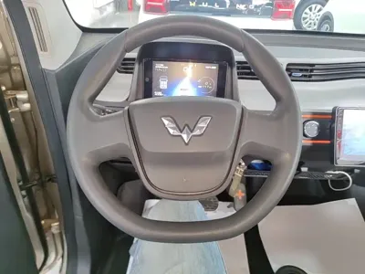 Wuling MINIEV