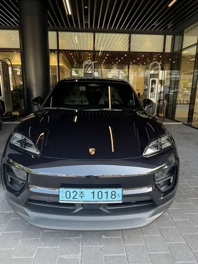 Porsche Macan