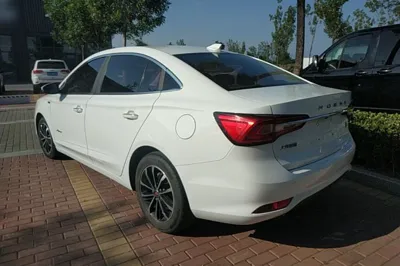 Roewe i5
