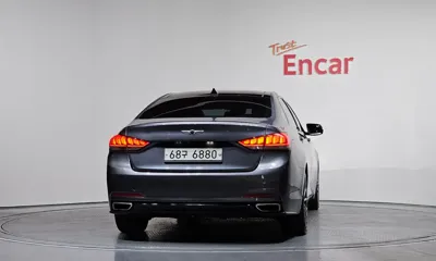 Hyundai Genesis