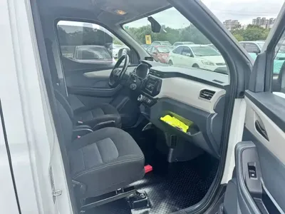 Maxus EV30