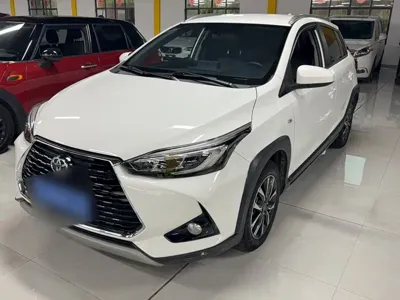 Toyota Yaris L