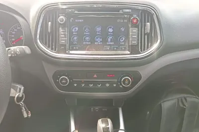 Kia KX3