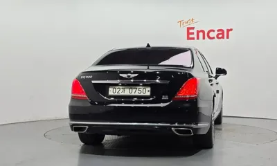 Genesis EQ900