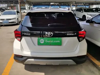 Toyota Yaris L