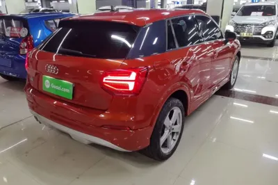 Audi Q2L