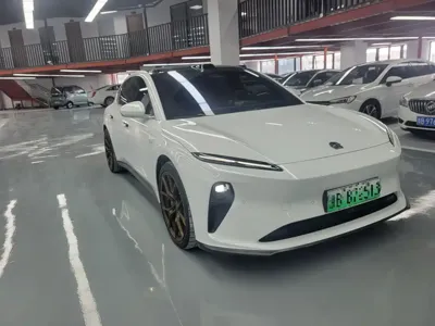 Nio ET5