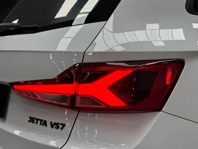 Jetta VS7