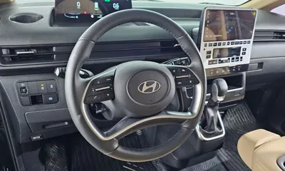 Hyundai Staria
