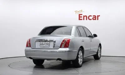 Kia Opirus