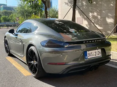 Porsche 718