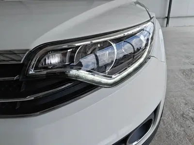 FAW Senya R7