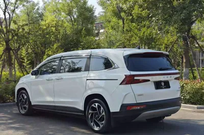 Hyundai Custo