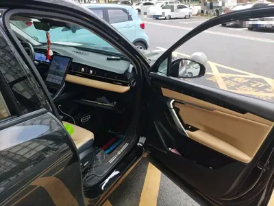 Geely Boyue L