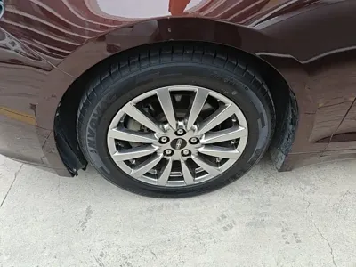 Lincoln MKZ