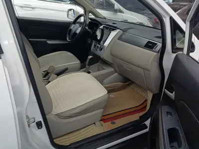 Venucia R50