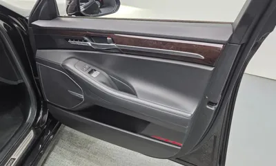 Genesis EQ900