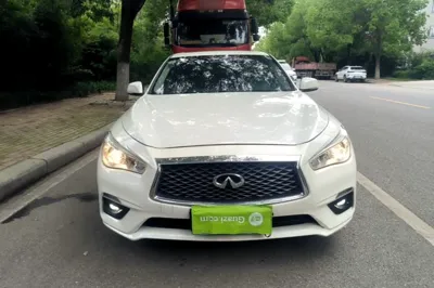 Infiniti Q50L