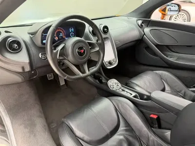 McLaren 570