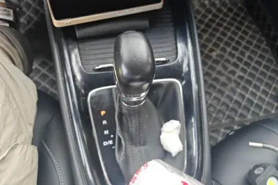 Roewe i5