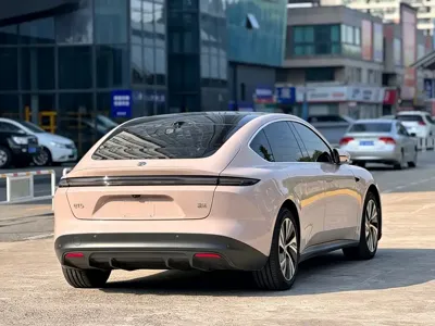 Nio ET5