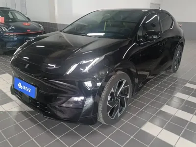 Lynk & Co Z20