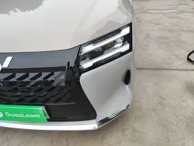 Wuling Xingguang 730 New Energy