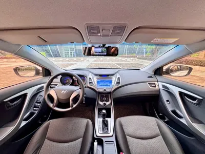 Hyundai Elantra Langdong
