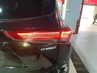Toyota Crown Kluger
