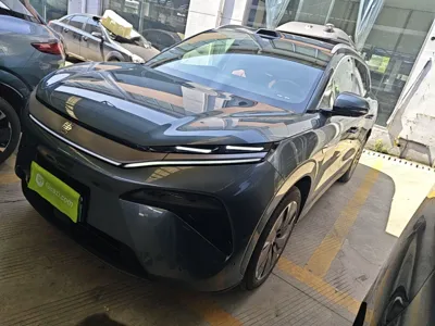 BYD Tang L