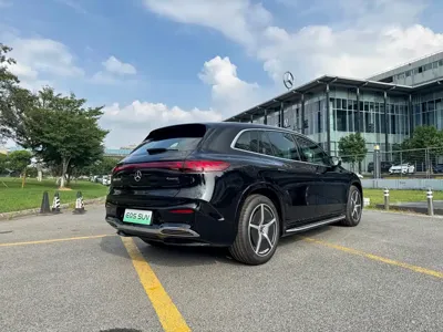 Mercedes-Benz EQS SUV