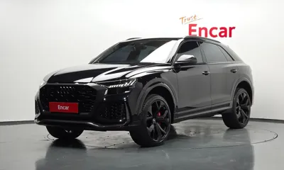 Audi RSQ8