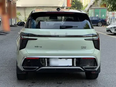 Hongqi Hongqi HS3
