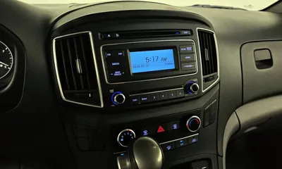 Hyundai Starex