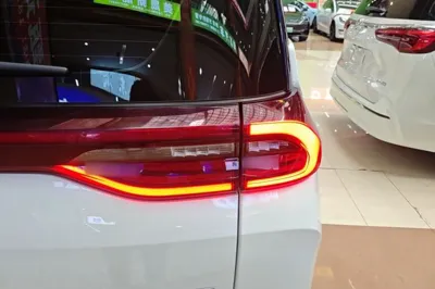 GAC Trumpchi M6
