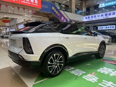 Cadillac IQ