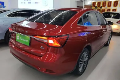 Roewe i5