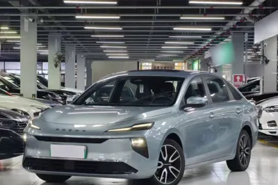 Roewe D6