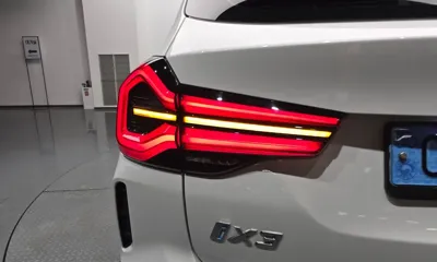 BMW iX3