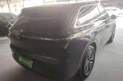 Li Auto L6