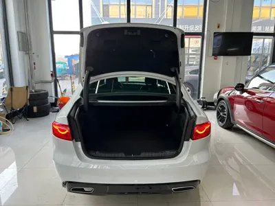 Jaguar XFL